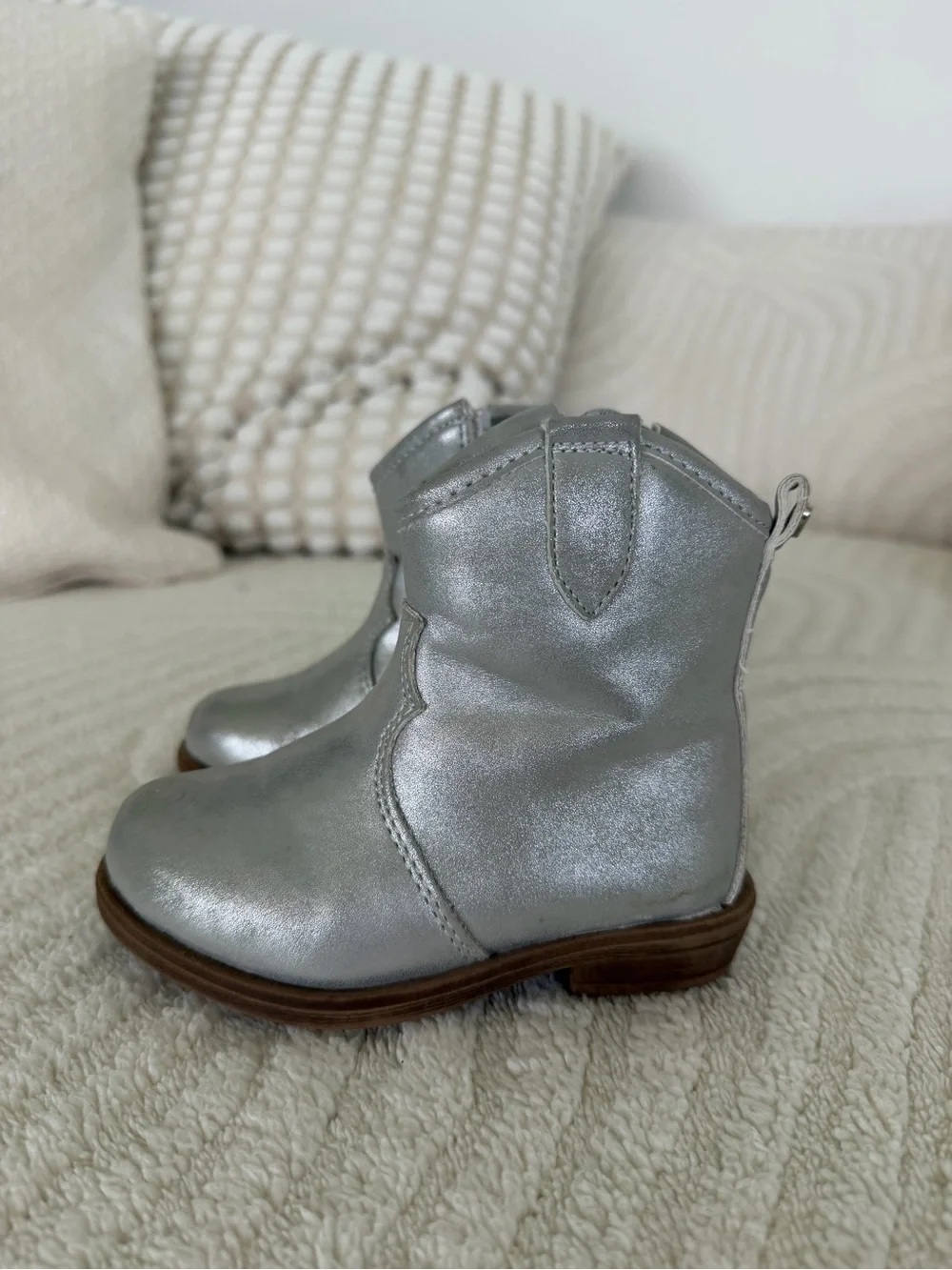 Metallic Silver Kids' Western Booties- size 5- Preloved